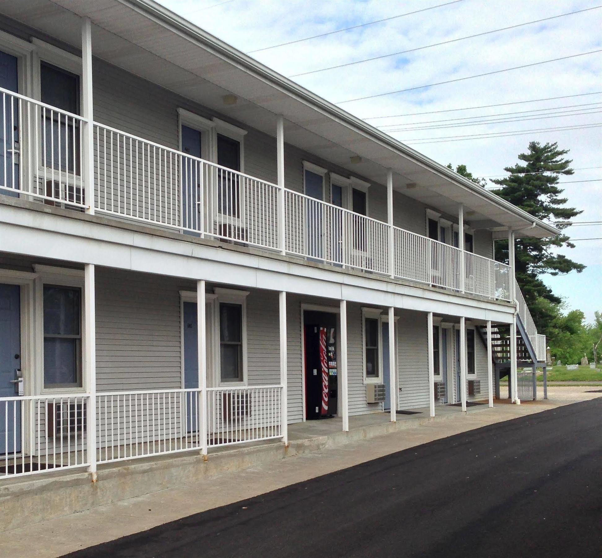 Travelers Suites Paducah Exterior foto